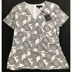 St. John Blouse Blanco/Caviar NWT White Floral 12